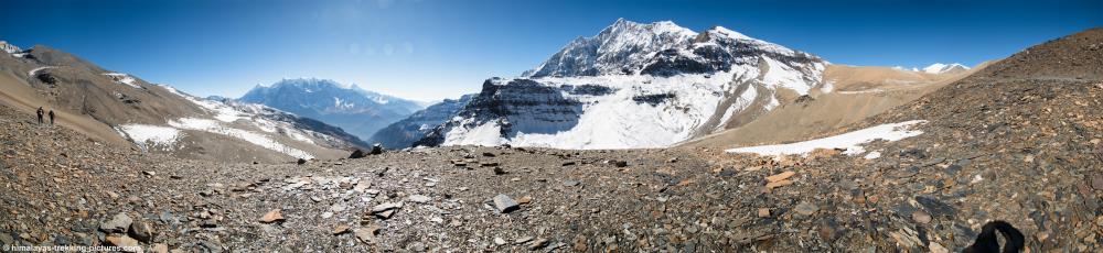 View of Tukuche Peak and Nilgiri / Annapurna and the ridge of  Damphus Pas (top right)