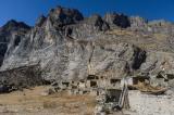 The abandoned Khampa village of Kyang